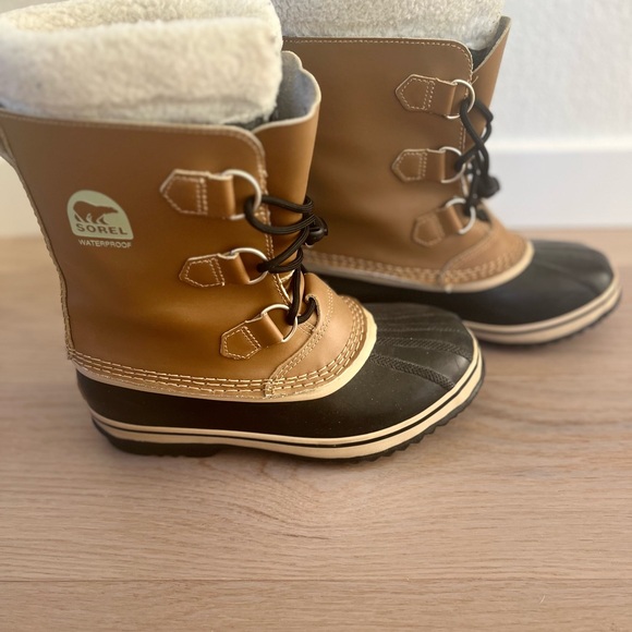 Sorel Caribou Waterproof Winter Boots Big Kids Size 5 Unisex - Picture 4 of 7